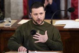 “La gente está cansada, por supuesto que queremos terminar con esta guerra lo antes posible”, insistió Zelensky , pero dijo que su pueblo quiere permanecer en su propio país.