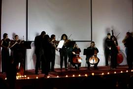 Integrantes de la Orquesta Filarmónica del Desierto ofrecieron el Concierto a Ciegas.