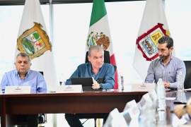 Miguel Riquelme supervisa los operativos desplegados en Torreón ante las afectaciones provocadas por las lluvias.
