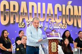 Miguel Ángel Riquelme informó que el plan contempla renovar cerca de la mitad de las 96 bombas que integran el sistema municipal de agua.
