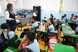 Estudiantes participaron en una charla sobre el uso responsable del agua.