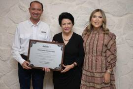 El alcalde de Acuña Emilio de Hoyos destacó la cercanía y el compromiso que Paloma Villaseñor Vargas mantuvo con la comunidad durante su gestión.