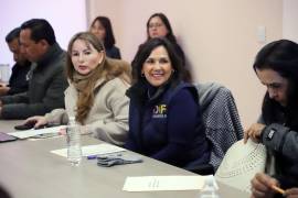 La fiscal Katy Salinas (izq.), informó que las detenciones por violencia contra mujeres aumentaron hasta en un 50 por ciento y que en lo que va del año se han judicializado más de tres mil 700 casos en Coahuila.