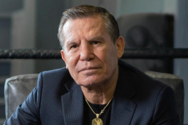 La FGR confirmó que Chávez Jr. enfrenta una orden de arresto en México por presuntos vínculos con el Cártel de Sinaloa.