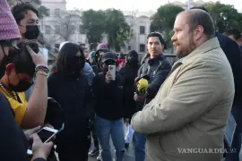 Víctor Manuel Sánchez Valdés, secretario general de la UAdeC, informó sobre los ajustes académicos en materia de acceso a la información.