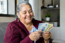 Las personas de 60 años o más que trabajan mediante el Programa de Vinculación Productiva del INAPAM pueden tener derecho al aguinaldo.