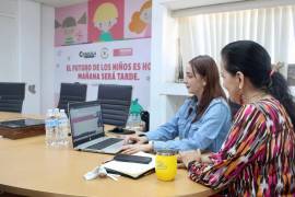 Personal de Pronnif orienta a familias para completar los trámites y asegurar el derecho a la identidad de sus hijos.