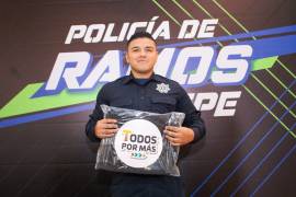 Los nuevos oficiales deberán aprobar exámenes de control y confianza.