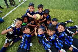 La Academia Argentina TRC se coronó campeona estatal en la categoría 2020 tras vencer 3-0 a Tuzos Cantera Saltillo.