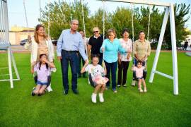 La obra fue inaugurada por al alcalde Mario Dávila y su esposa.