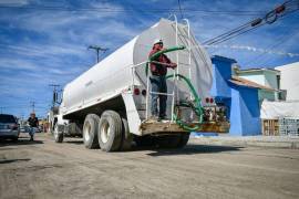 Cuadrillas de trabajadores iniciaron las labores de repavimentación.