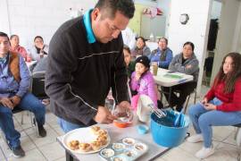 El objetivo del taller es facilitar conocimientos para emprender durante la temporada de San Valentín.