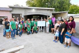 La alcaldesa Sara Irma Pérez Cantú informó a vecinos del ejido La Cruz sobre la obra hidráulica aprobada.