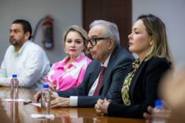 El objetivo es exigirle a Rocha Moya que vuelva a solicitar licencia y abandone el Palacio de Gobierno.