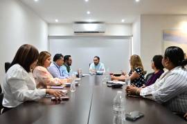 Carlos Villarreal encabezó una agenda de trabajo con autoridades de la CFE y SIMAS en Monclova.