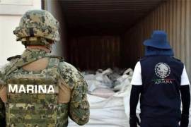 La presidenta Claudia Sheinbaum ratificó que las Fuerzas Armadas seguirán operando puertos y aduanas del país.