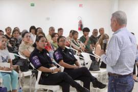 Especialistas y pacientes compartieron experiencias sobre salud mental durante la jornada organizada por el DIF Torreón y ALSAME.