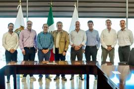 El alcalde Miguel Ángel Riquelme Solís abordó el tema de la seguridad en reunión con integrantes del Consejo Cívico de las Instituciones.