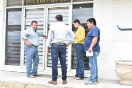 Queja. Por negarse a pagar un gravamen municipal, dijo Apolinar Guajardo, fueron clausuradas las instalaciones de la ganadera local.