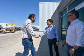 El alcalde Carlos Villarreal Pérez se reunió con el director general de Doosung Tech para revisar el avance del proyecto industrial.