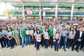 Impulsa Riquelme Solís talento juvenil en arranque escolar del Conalep Torreón