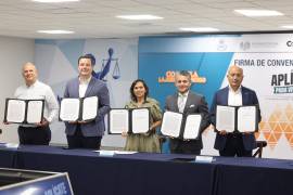 Autoridades estatales y municipales firmaron el convenio para fortalecer el Programa Aplícate, enfocado en prevención y reinserción.