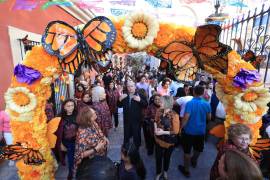 El Paseo Capital será el escenario de una exposición de cartonería policromada, reflejando la riqueza artesanal mexicana.