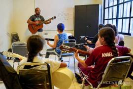 Jóvenes y adultos pueden participar en diversos talleres formativos que se imparten en la Casa de la Cultura de Ramos Arizpe.