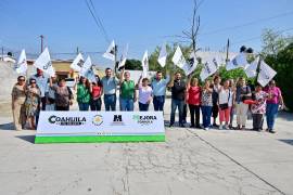 Carlos Villarreal encabezó el arranque de la reposición de la red de agua potable en la colonia Miravalle, obra que beneficiará a decenas de familias.