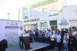 Felipe González durante la presentación de su informe ante autoridades y ciudadanos.