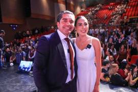 Guadiana acompañó a Salazar en la presentación de su informe de resultados en Torreón.