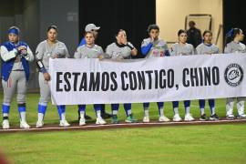 Ambos equipos se solidarizaron con el entrenador de las Charras de Jalisco previo al duelo de ayer.