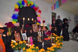 La líder del priismo monclovense destacó que parte importante de la esencia de México son las tradiciones milenarias, por lo que el PRI LAS reconoce y conmemora.