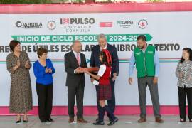 Autoridades municipales y estatales de Coahuila inauguraron el ciclo escolar 2024-2025 en la escuela primaria Francisco Zarco de Saltillo.