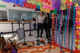 La actividad busca fomentar la creatividad, el trabajo en equipo y fortalecer la identidad cultural al interior de las dependencias municipales