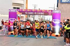 Cientos de corredores participaron en la ya tradicional carrera.