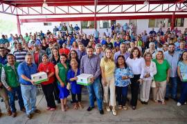 Funcionarios del municipio asistieron al arranque del programa que atenderá necesidades básicas de la población.