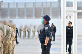 Elementos de seguridad resguardaron el traslado de personas privadas de la libertad hacia la Región Centro.