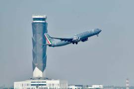 Con esa reforma la Sedena es, al mismo tiempo, dueña de la nueva Mexicana de Aviación y de 13 aeropuertos que incluyen el AIFA.