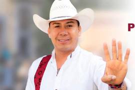 El alcalde y colaboradores hacían labores de preparación para una excavación cuando hombres armados abrieron fuego en su contra.