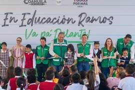 El programa En Tu Escuela Tú Eliges realizó sus entregas 64 y 65 en el plantel, correspondientes a los turnos matutino y vespertino.