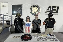 Arnulfo de Jesús “N”, hijo del cantante Arnulfo Jr., fue detenido junto con una mujer en Guadalupe, Nuevo León, donde autoridades le aseguraron diversas dosis de droga.