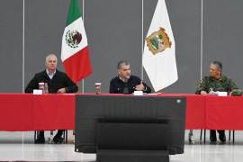 El mandatario coahuilense pidió al alcalde Román Cepeda que continúe con estas reuniones | Foto: Especial