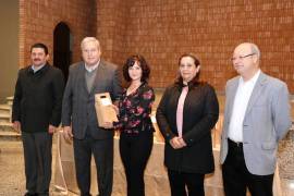 El equipo de odontólogos que trabaja en la plantilla de Salud Pública Municipal, fue reconocido por el Alcalde de Saltillo.