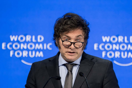 Milei presentó en el Foro Económico Mundial de la estación alpina suiza sus ideas libertarias contra la llamada “casta política”