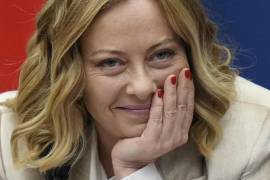 Según la legislación, que debe ser aprobada por ambas cámaras del parlamento, las autoridades italianas tendrían el poder de prohibir a los barcos ingresar a las aguas territoriales del país por hasta 30 días.