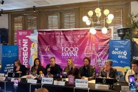 Autoridades, organizadores y representantes del sector restaurantero y vitivinícola presentaron la sexta edición del Laguna Food &amp; Wine Fest, que espera reunir a 900 asistentes en Torreón.