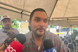 Autoridades municipales trabajan en la revisión de predios que podrían ser donados para la construcción de las escuelas, proceso que incluye la verificación de la certeza jurídica de cada terreno.