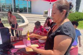 Activistas y familias iniciaron en Saltillo el Taller de Cruces Rosas como una forma de exigir justicia.