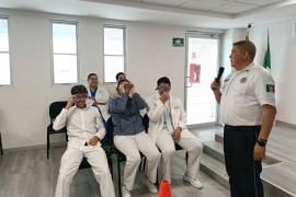 Personal de Tránsito y Vialidad realizó dinámicas de sensibilización con estudiantes para reforzar la prevención de accidentes viales.